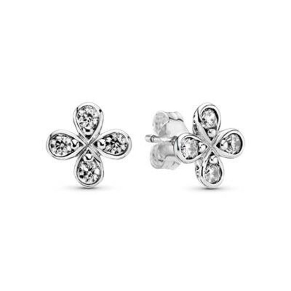 Aretes Flor de Cuatro Pétalos
