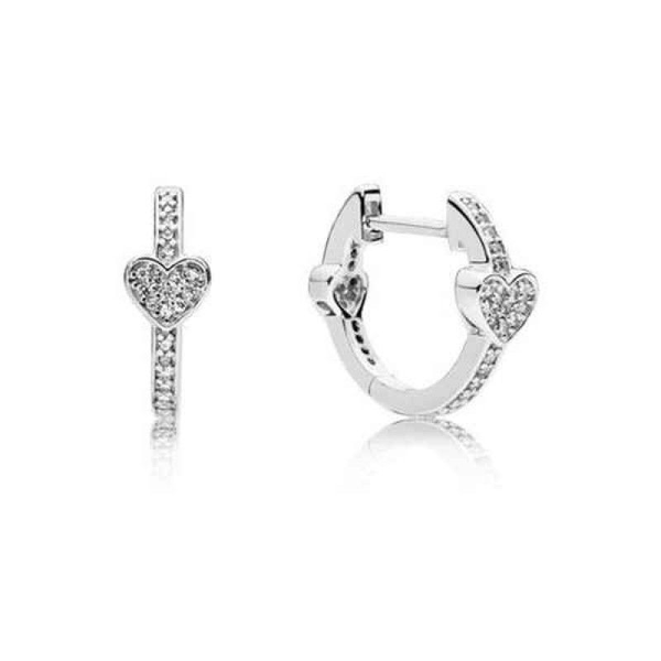 Pendientes de Aro Corazón en Pavé