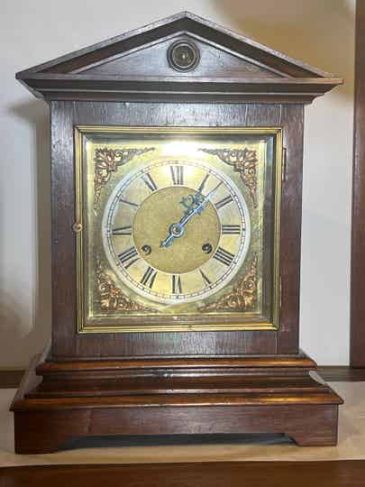 Vintage Tafelklok / Pendule | Parels Breda Vintage Tafelklok / Pendule | Parels Breda
