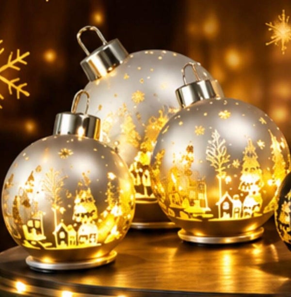 Roterende LED Kerstbal | Goud | Verkrijgbaar in 2 maten (Middel)