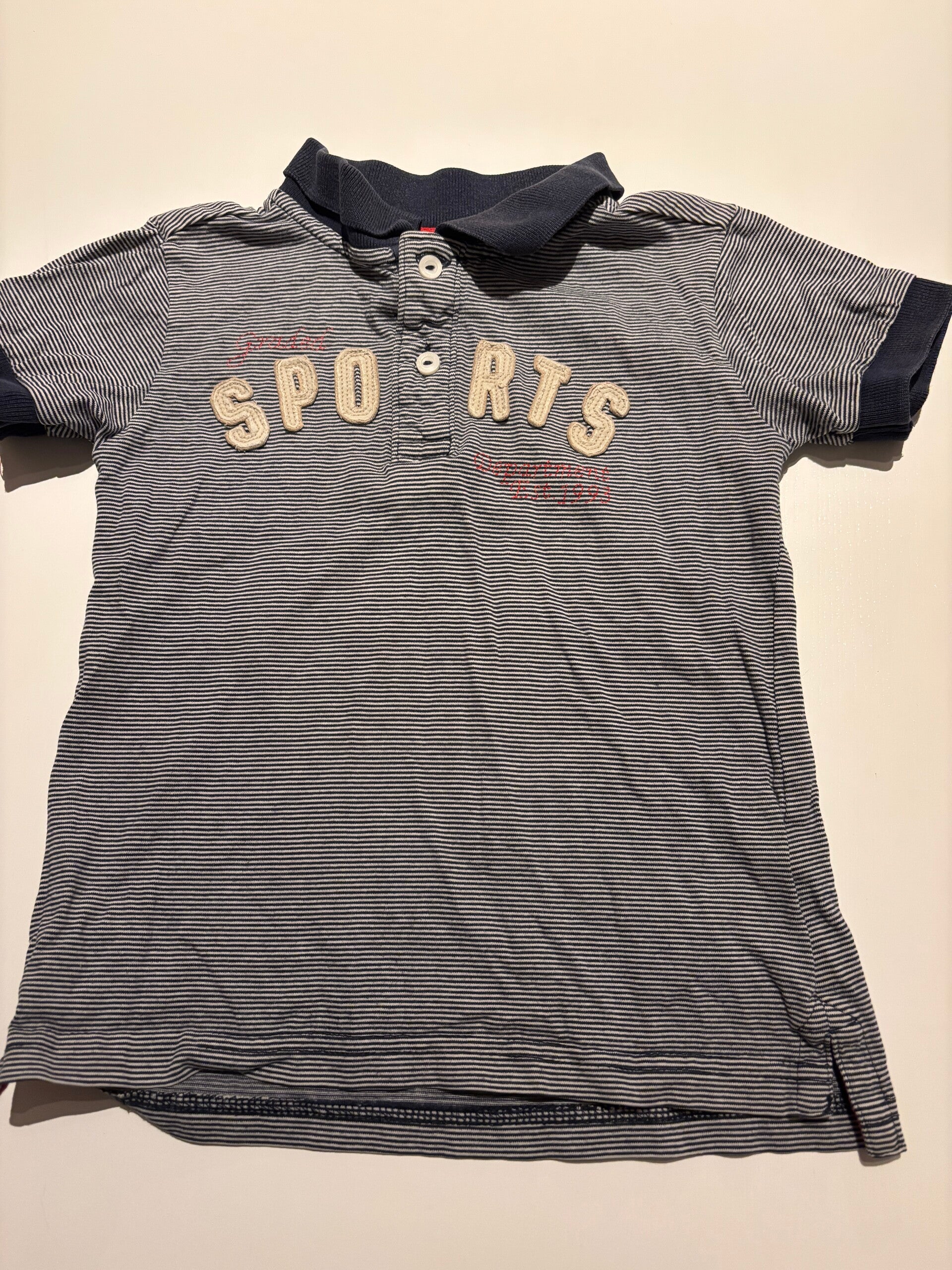 Marineblauwe gestreepte polo