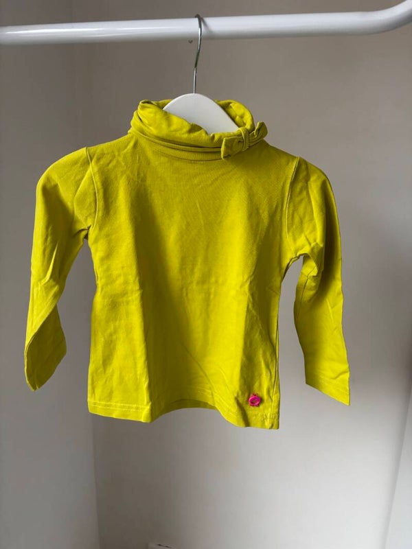 Geelgroene longsleeve met rolkraag