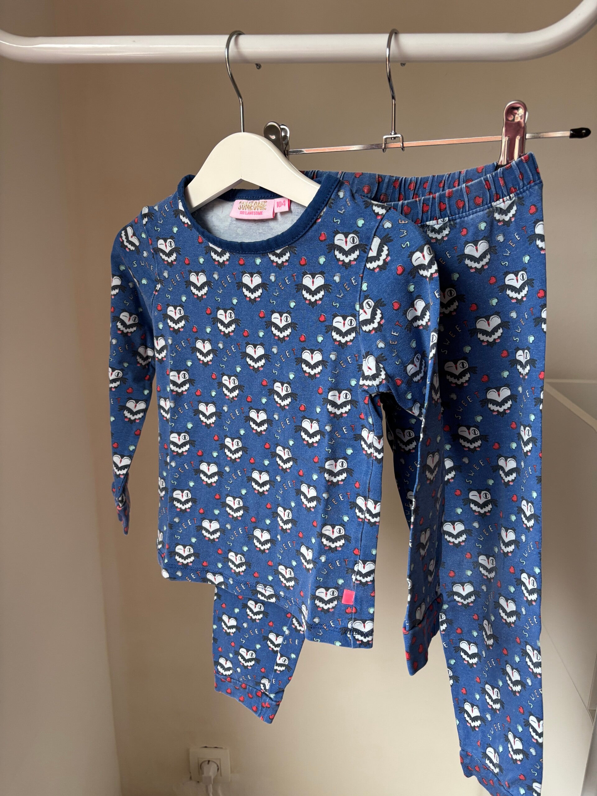 Tweedelige blauwe pyjama