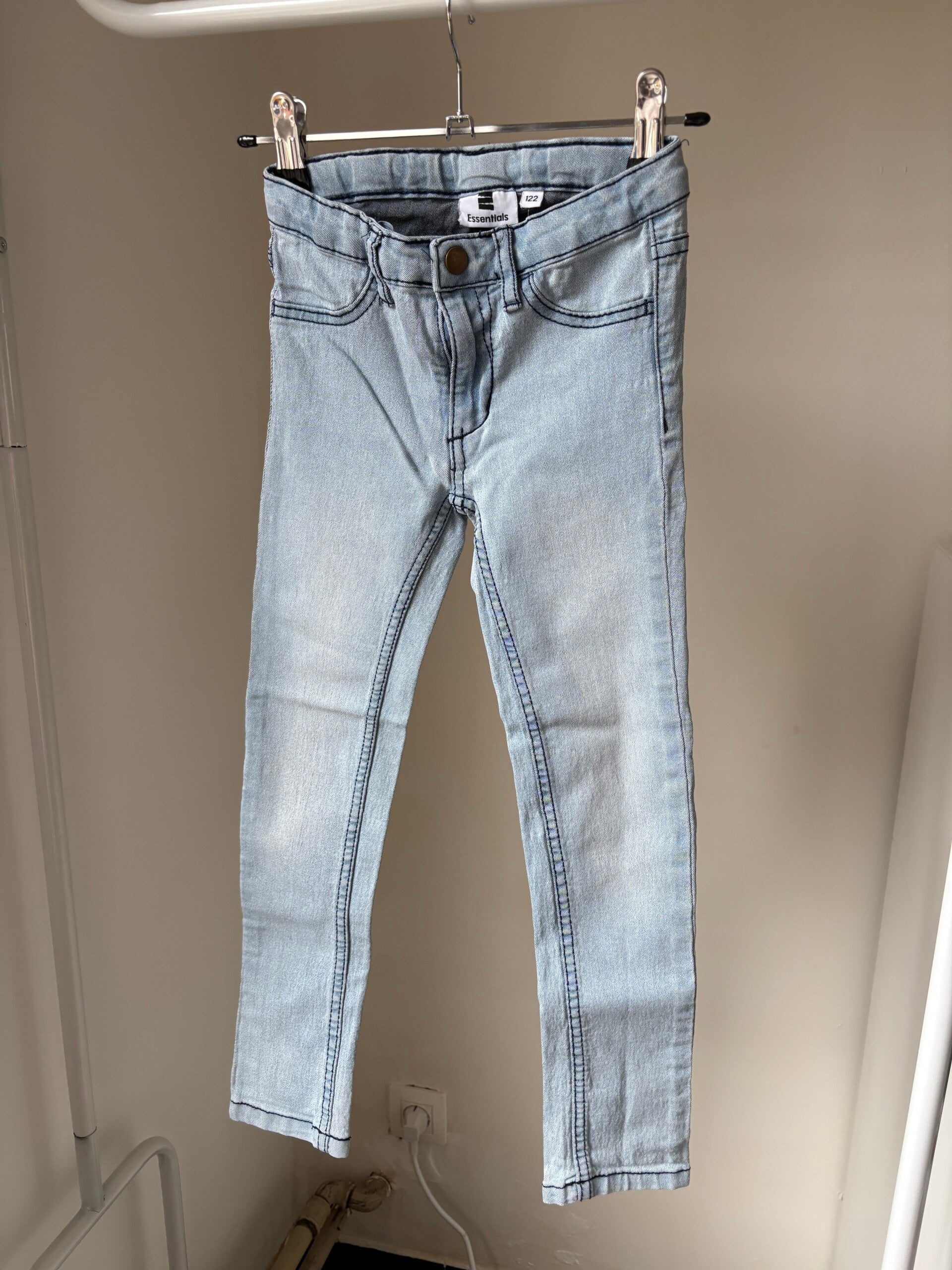 Lichtblauwe jeansbroek