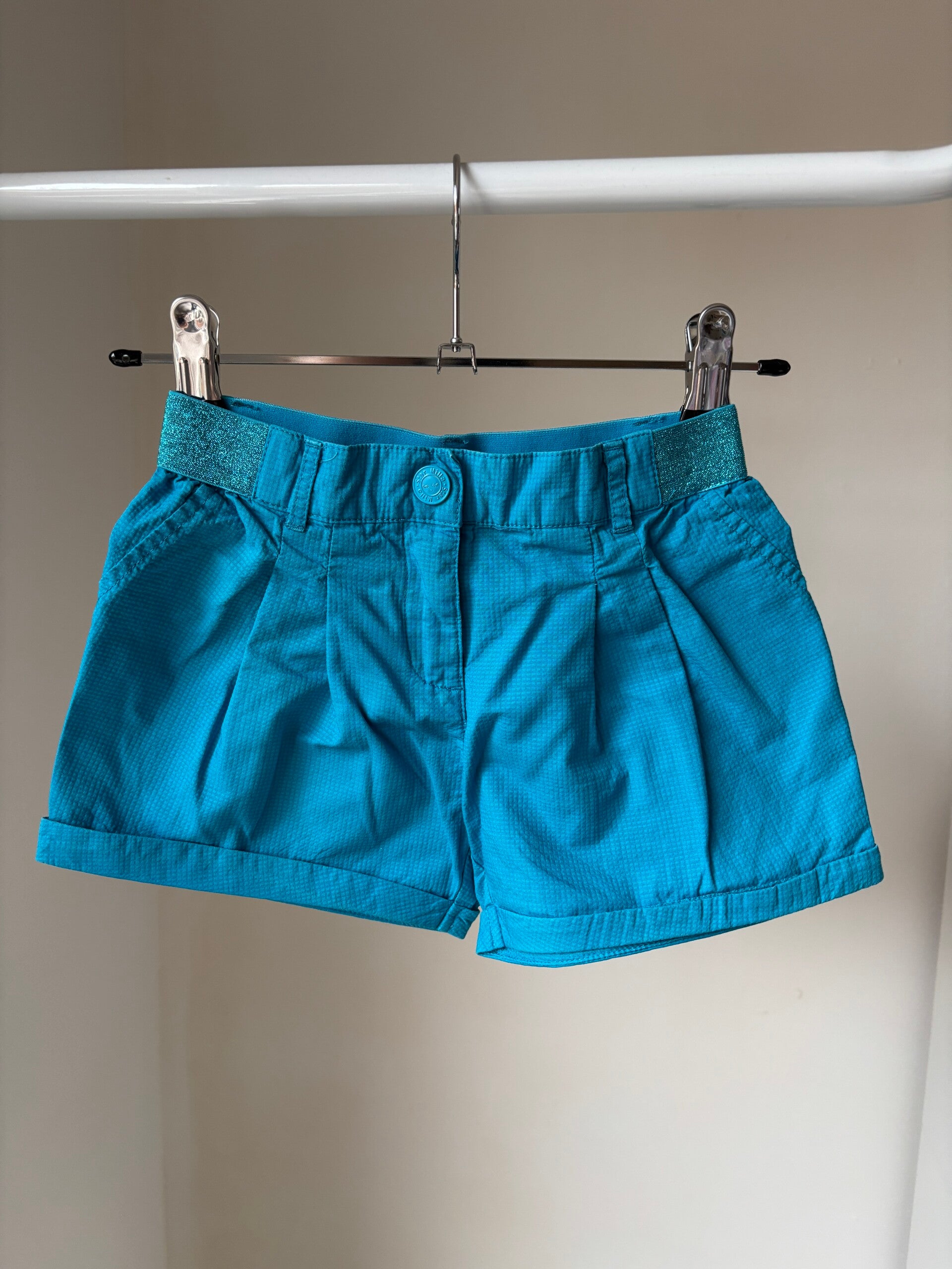 Blauw shortje
