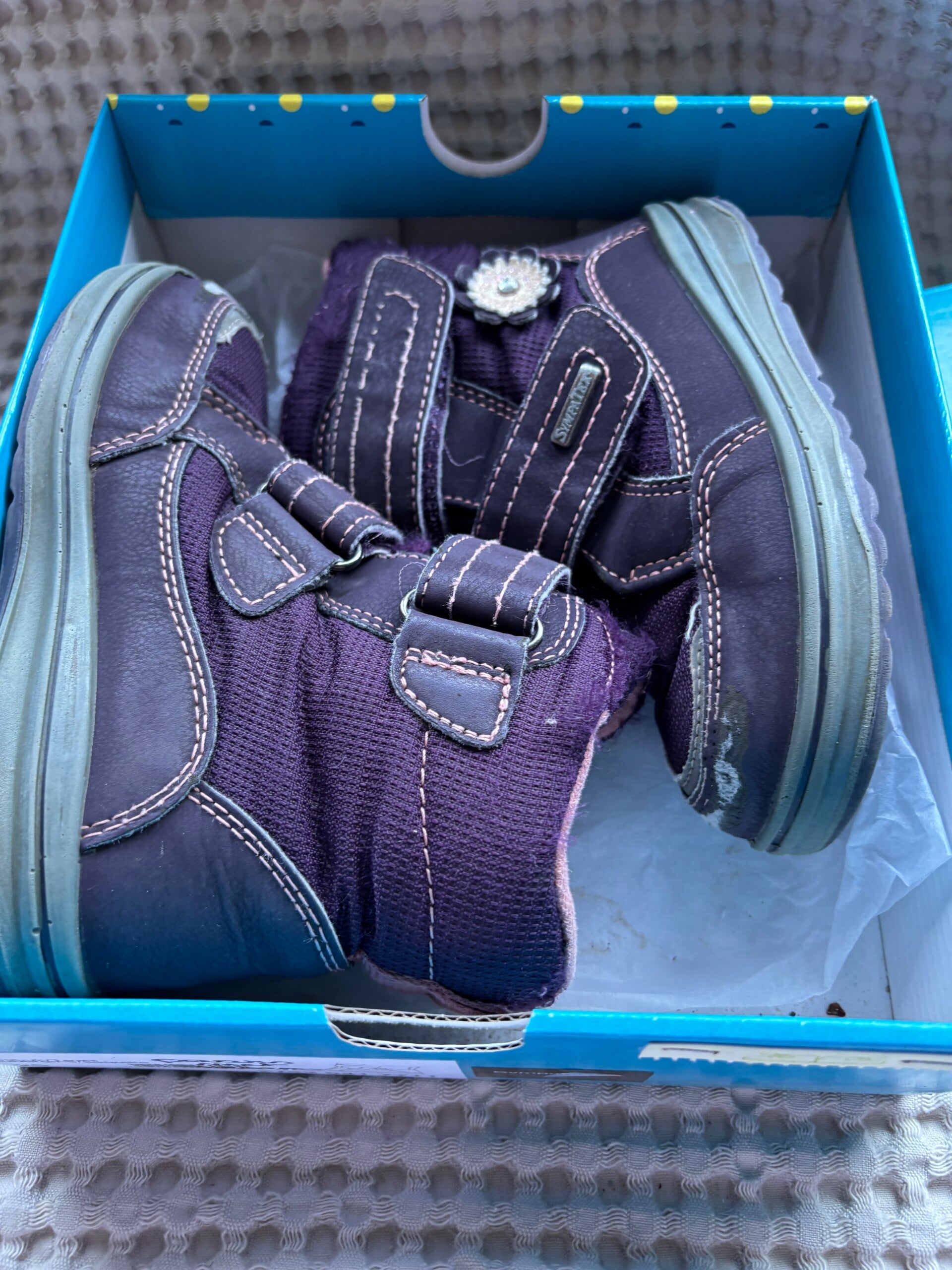 Paarse sneeuwlaarzen | maat 25