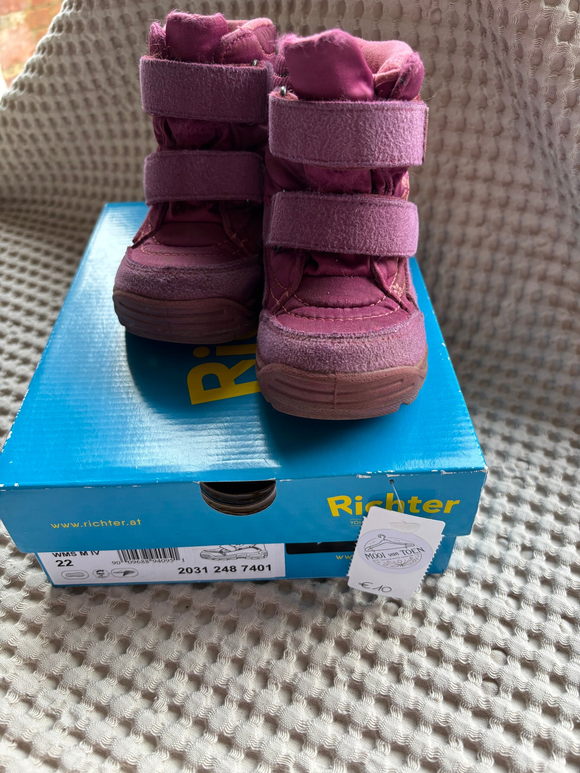 Paarse sneeuwlaarzen | maat 22