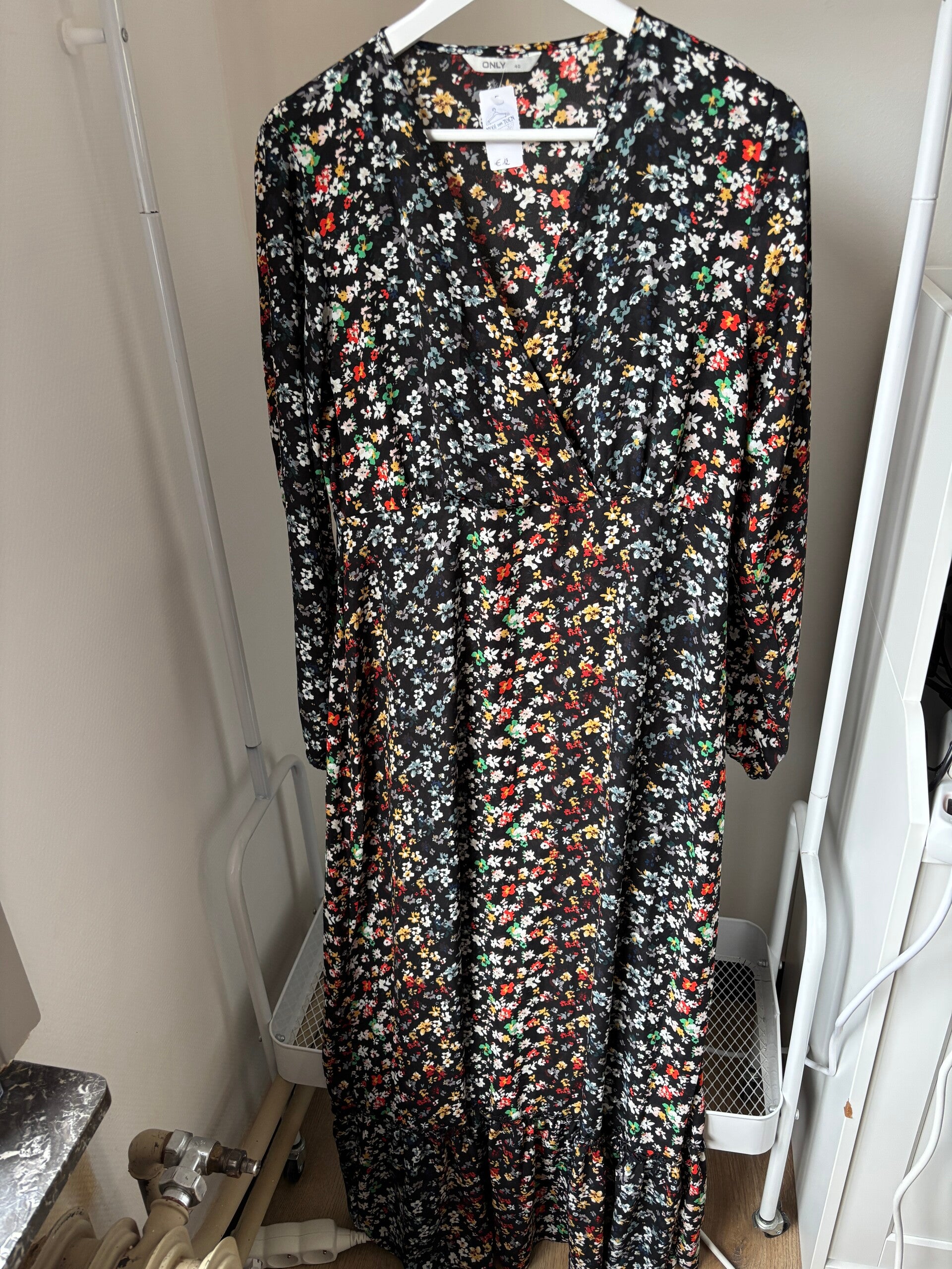 Zwarte lange bloemenjurk