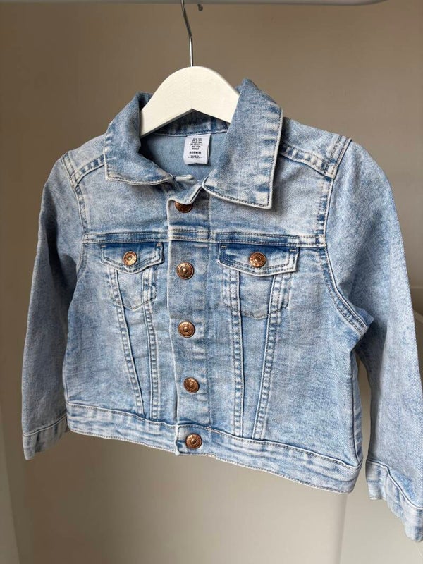 Lichtblauwe jeansjas