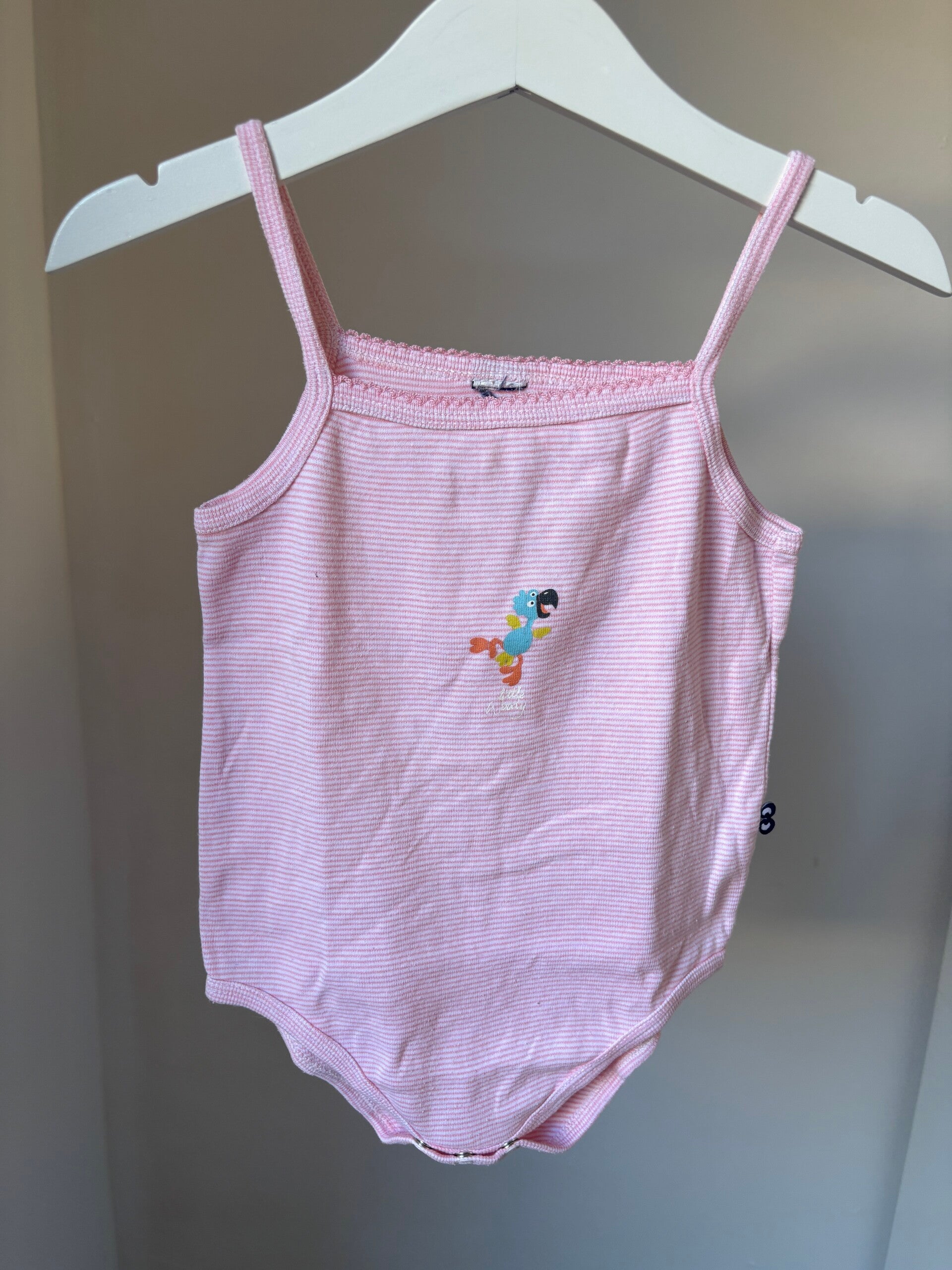 Lichtroze gestreepte romper