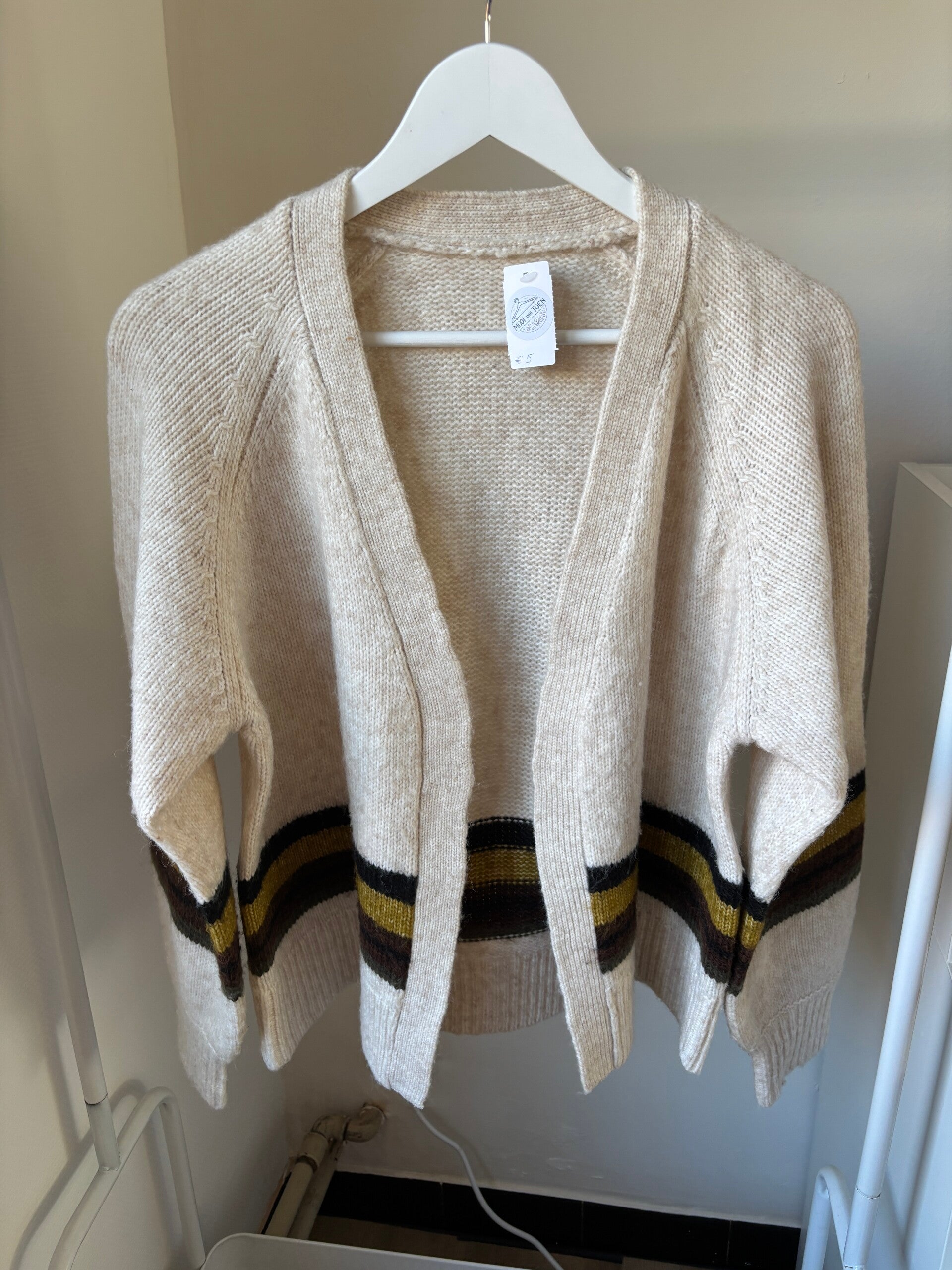 Crèmekleurige gestreepte trui | TU