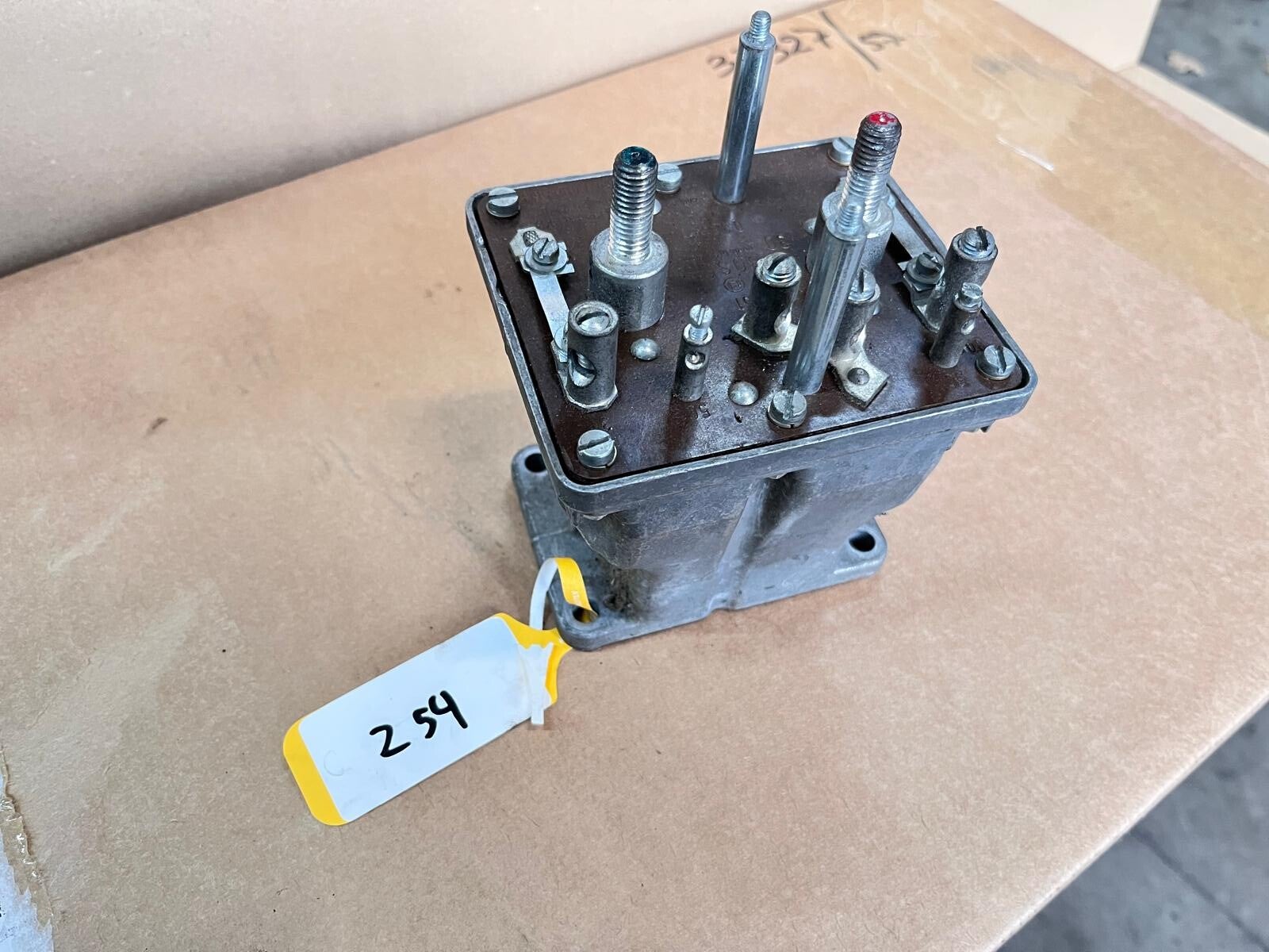 24/12 volt omschakel start relais Mercedes Düdo T2 (gebruikt)