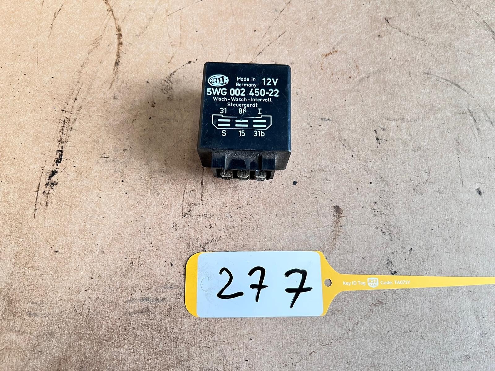 Relais ruitenwissermotor (gebruikt)