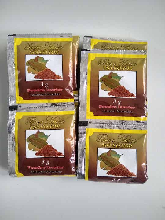 laurel powder /Poudre laurier