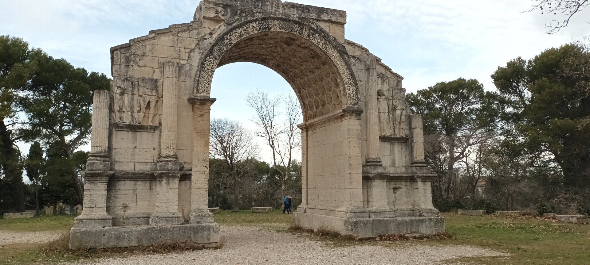 LE JOYAU DES ALPILLES