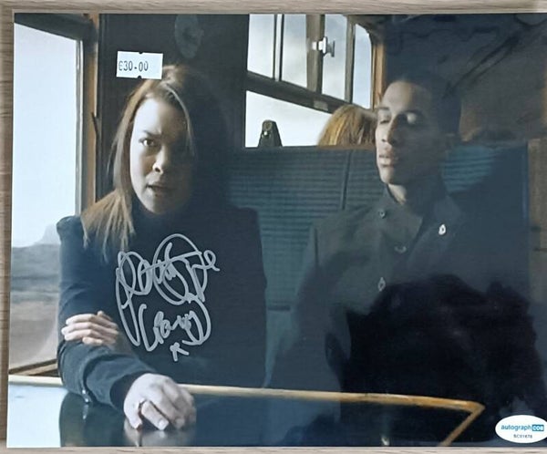 Scarlett Byrne Silver COA