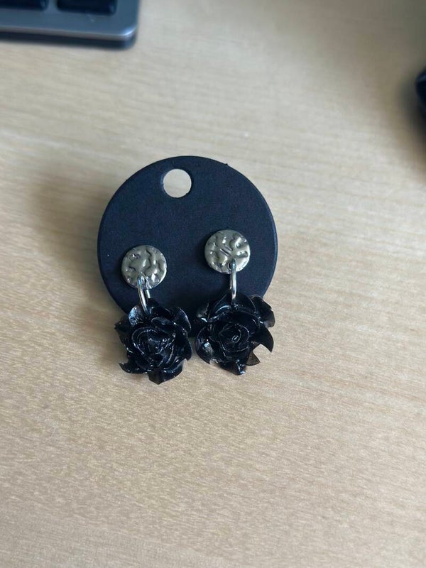 Boucles d'oreilles - Fleurs noires