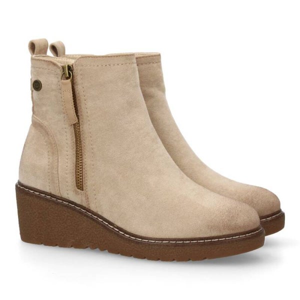 Botín de cuña para mujer: estilo y comodidad en cada paso.