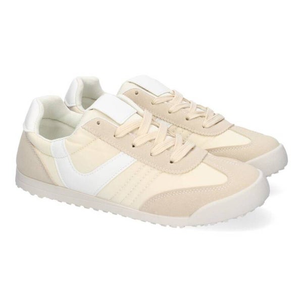 Zapatilla casual para mujer: el complemento perfecto para tu día a día.