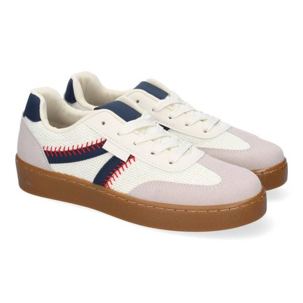 Zapatilla casual para mujer: el toque de color que necesitas.