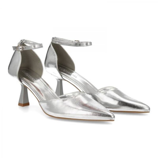 Stiletto de punta fina: Un clásico versátil para cada ocasión