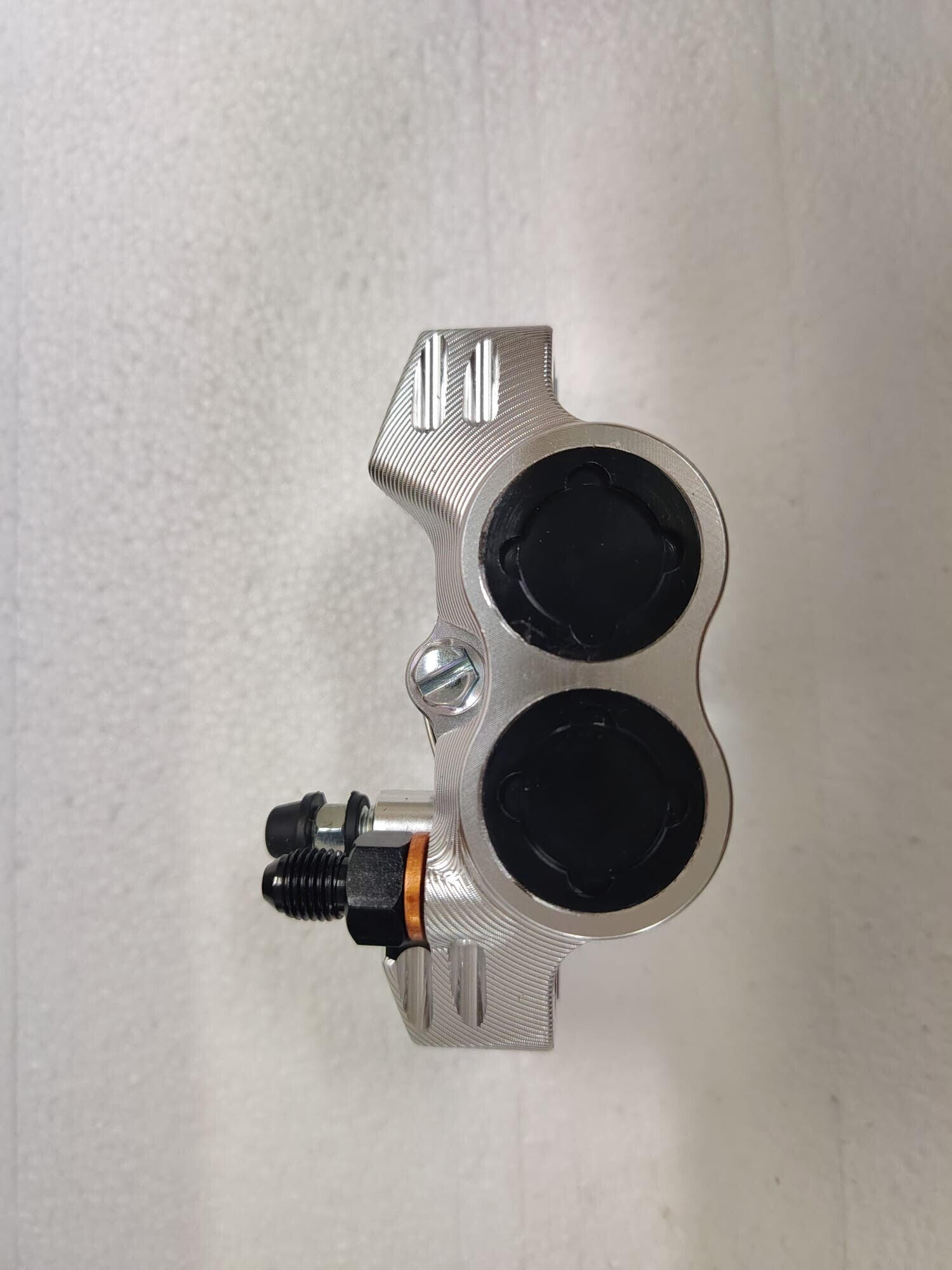 PINZA FRENO RADIALE IN CNC INTERASSE 84MM