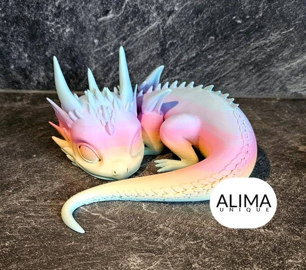 Alima Unique Designs - schlafender Baby Drache