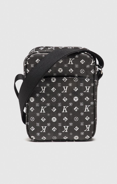 Black Mania Shoulder bag