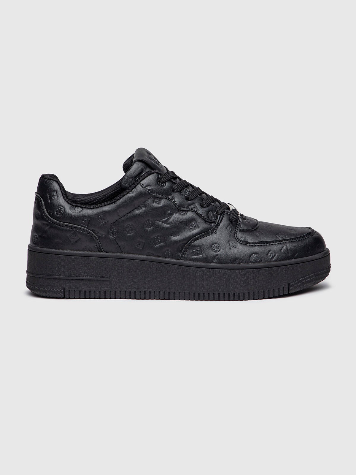 Black Mania Sneakers