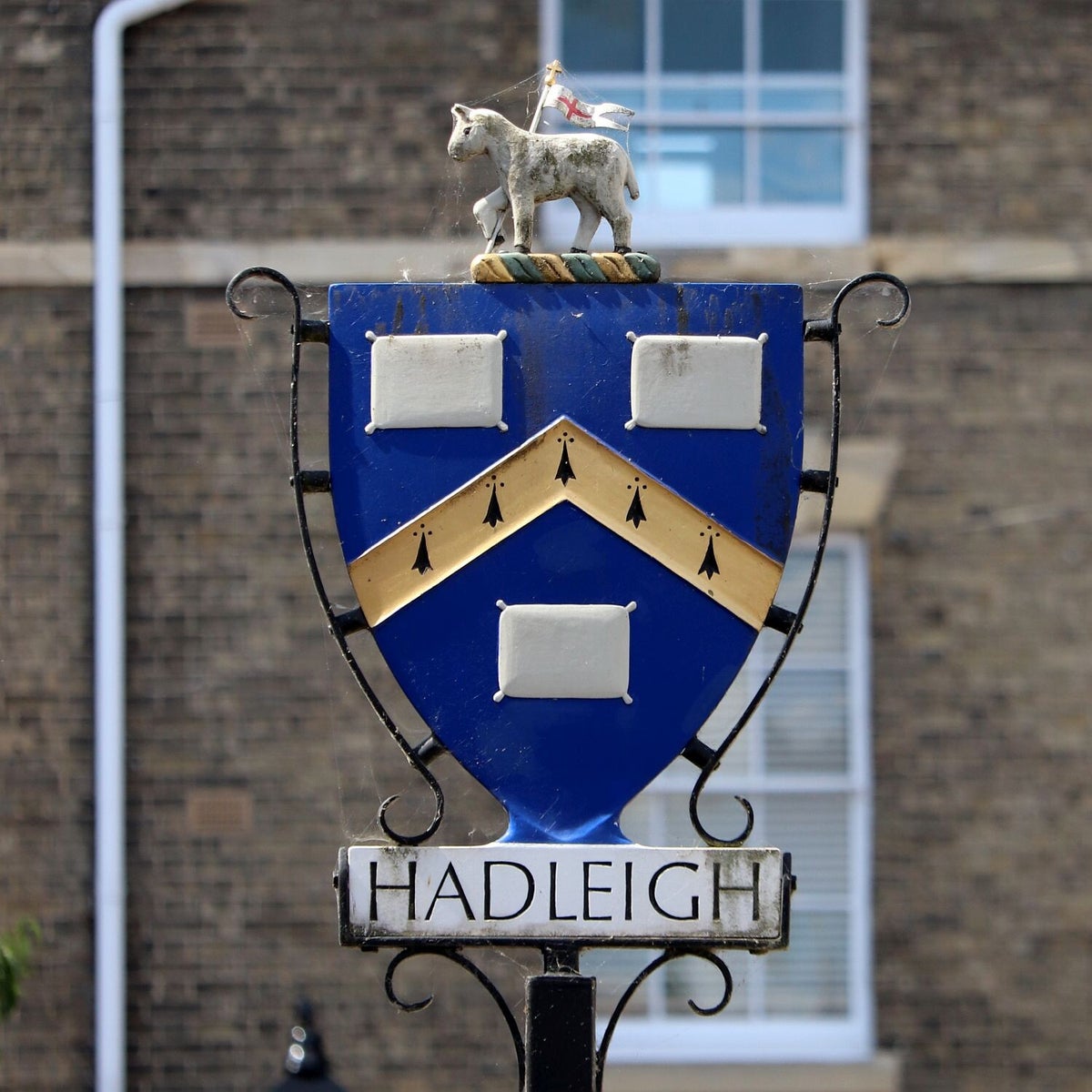 Hadleigh | Suffolk Village Signs