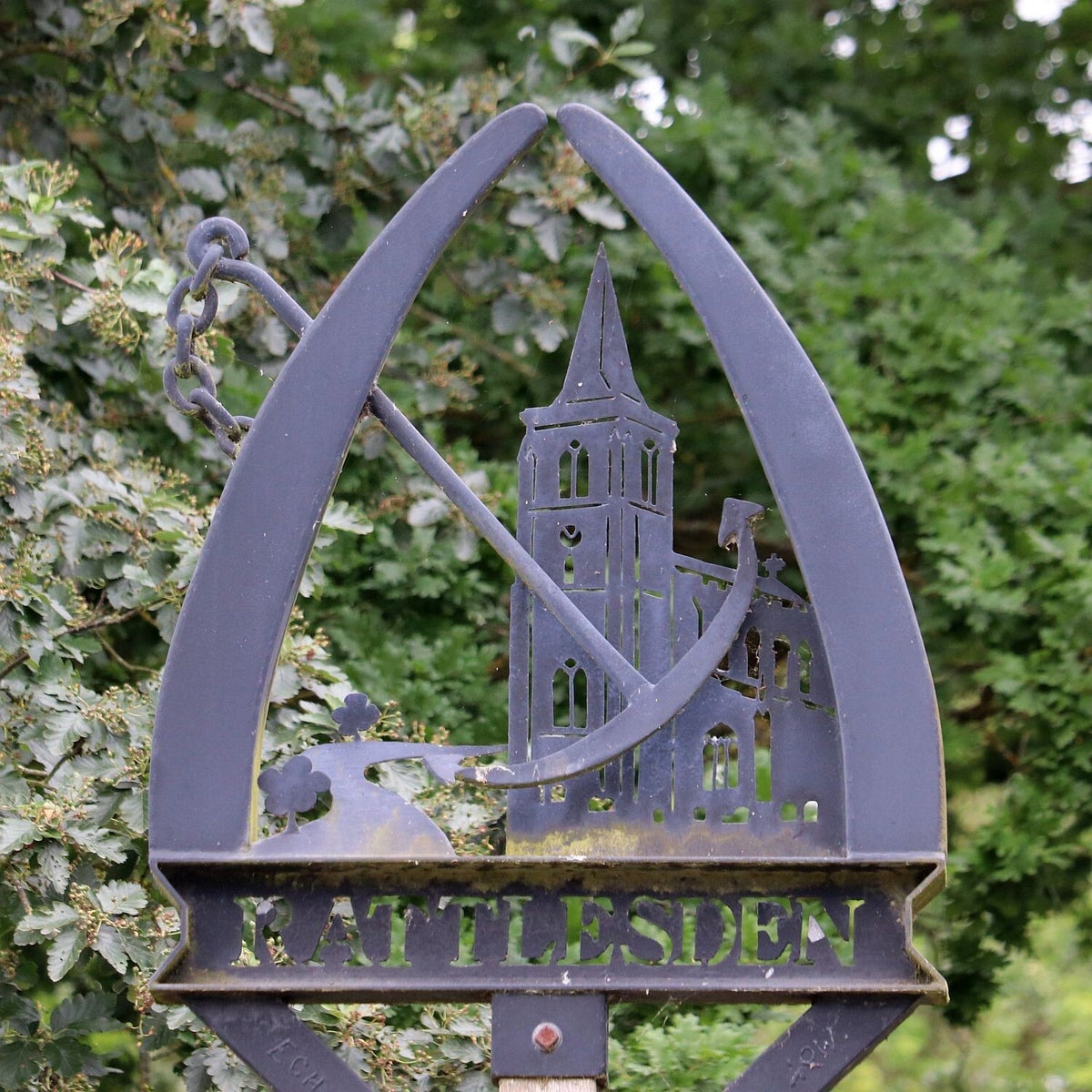 Rattlesden | Suffolk Village Signs