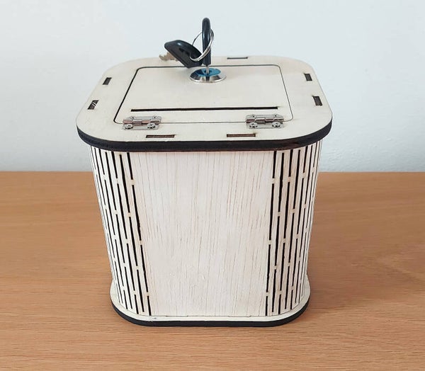 Fooienpot / Spaarpot met slotje - Naar wens voorzien van Logo!