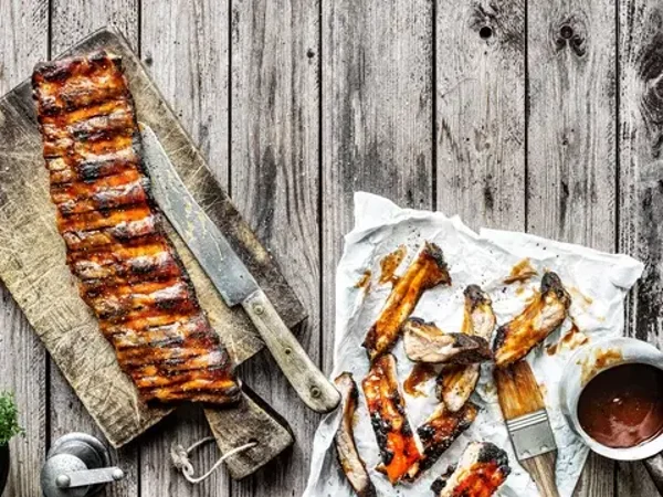 Gemarineerde Ribbetjes Met Aardappelsalade - Prijs Per Persoon (Levering 23/08/2026)