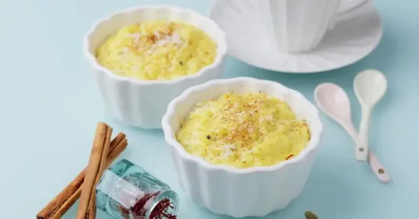 VERSE Rijstpap Met Kaneel & Saffraan, Gemaakt Met Verse Vanille - Prijs Per Persoon