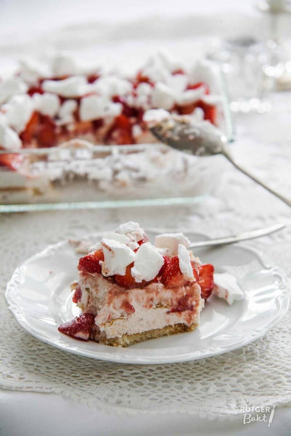 VERSE Aardbeien Tiramisu - Prijs Per Persoon (Levering 24/05/2026)