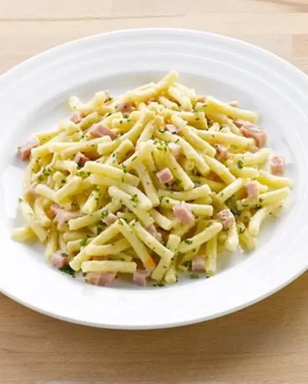 Macaroni Met Ham In Kaassaus - Prijs Per Persoon (Levering 12/08/2026)