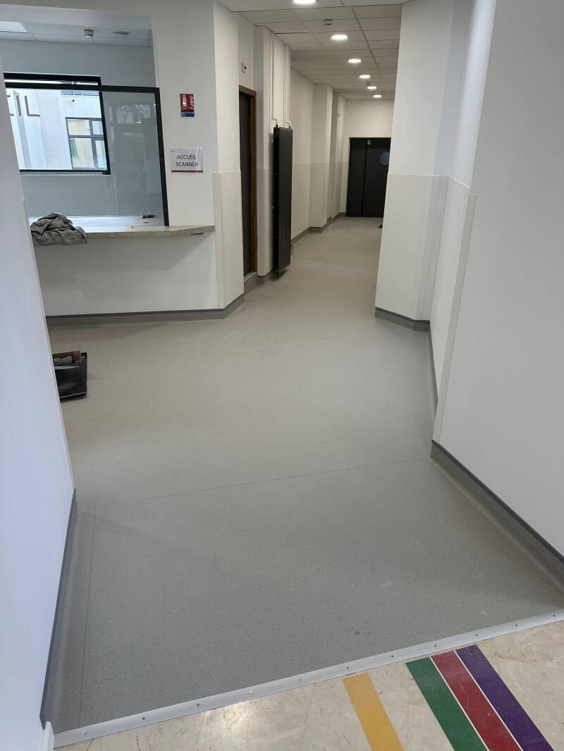 Travaux carrelage scanner VAISON LA ROMAINE