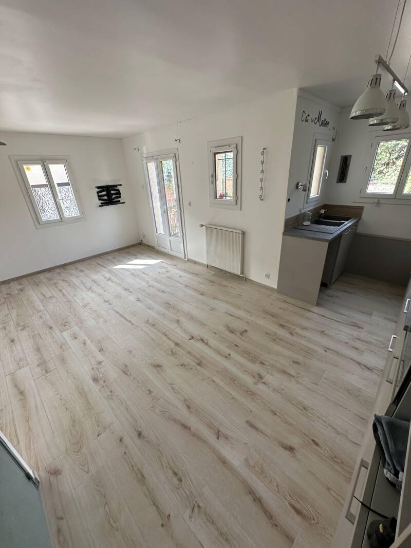 carrelage imitation parquet NYONS