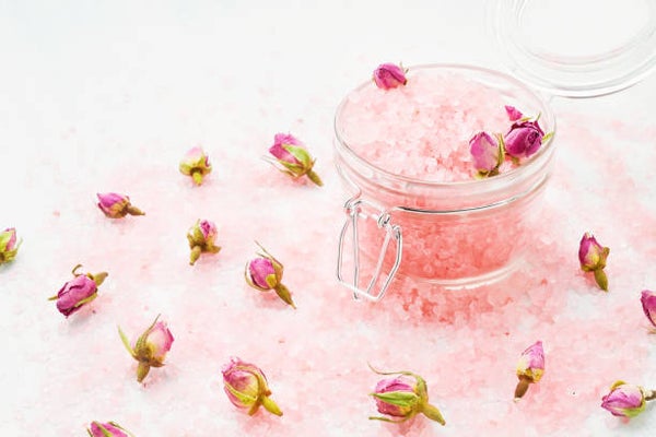 Rosen Peeling - Sanfte Rosenpflege