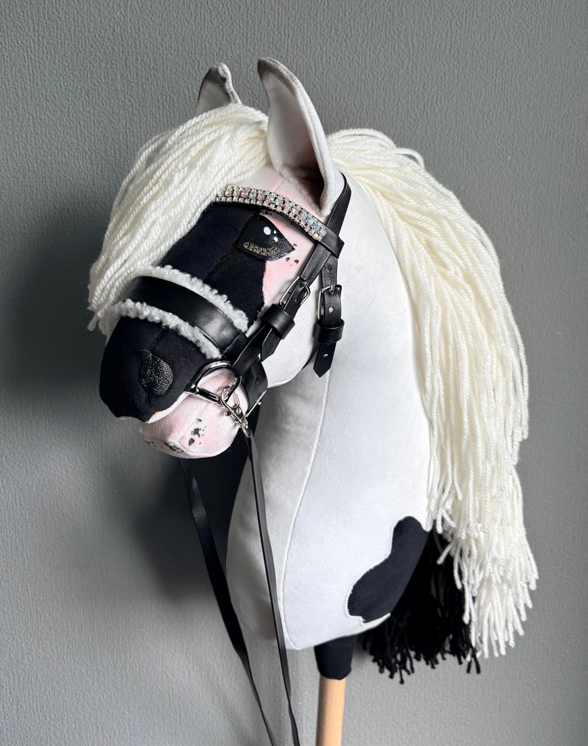 Hobbyhorse “Primrose” (size L) incl. hoofdstel