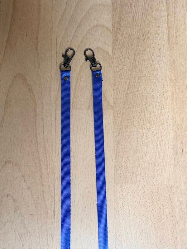 Gekleurde (nylon) teugels