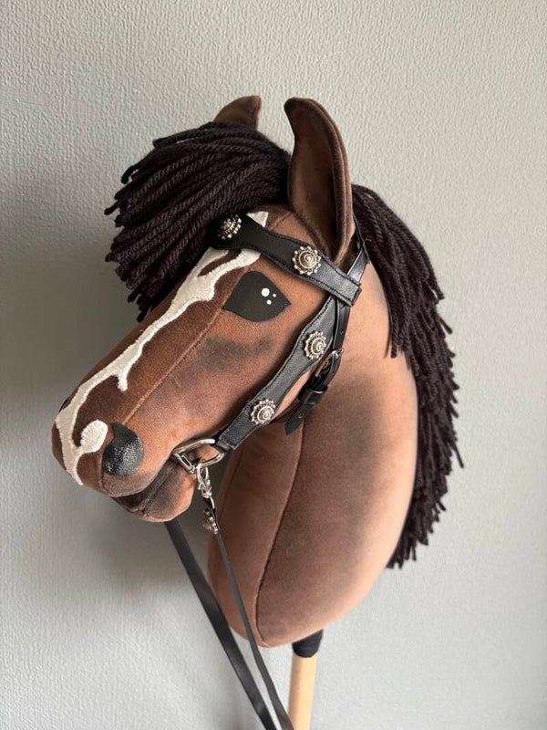 Western hoofdstel “studs /kopstuk” (geschikt voor maat L)