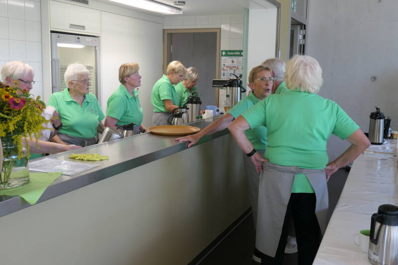 2025-08-17-21-kaffeeklatsch_helferteam-standard.jpg