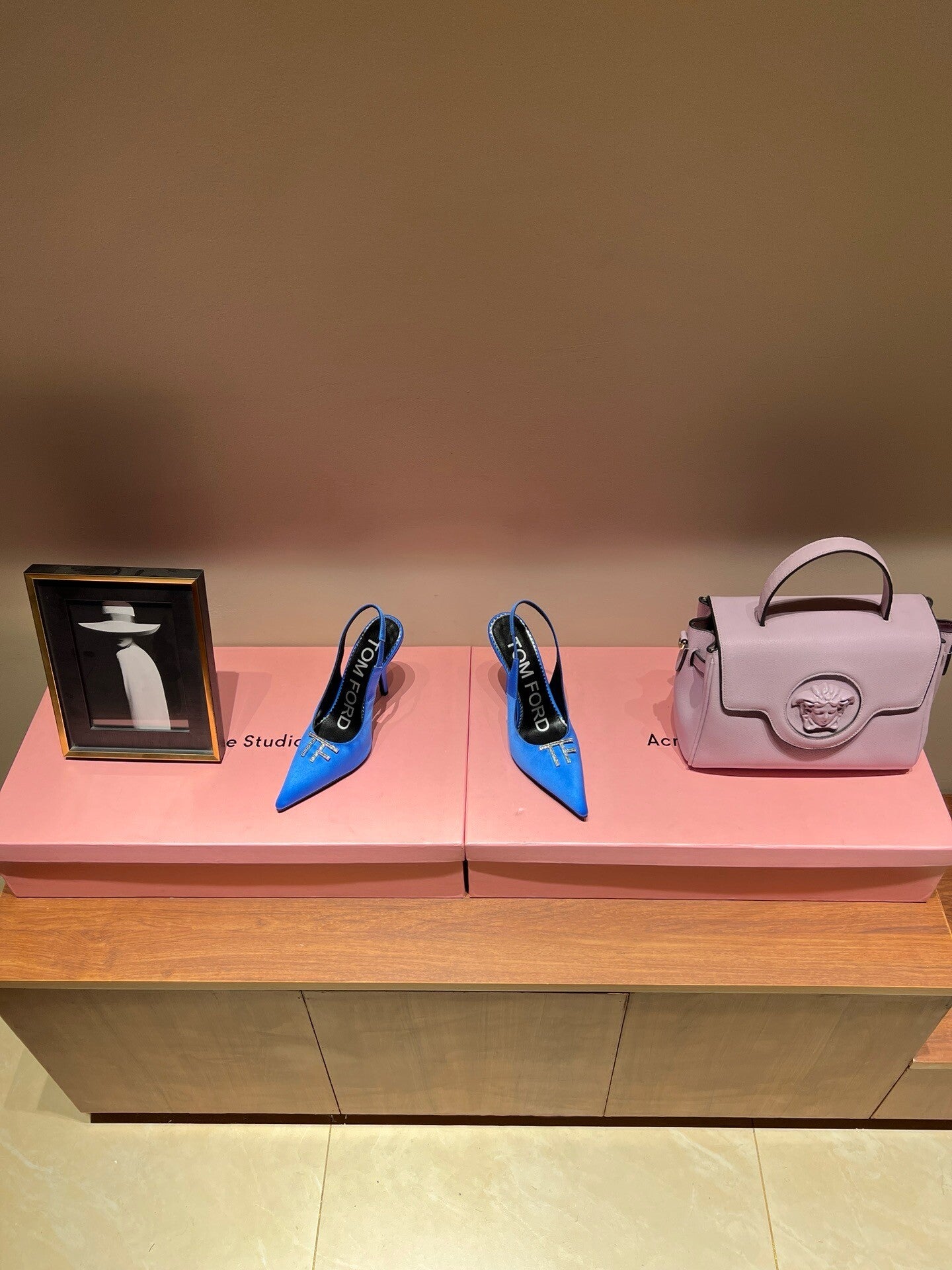 TF pointed fashion show high heels