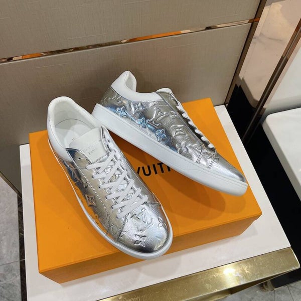 Low Top Sneakers #12