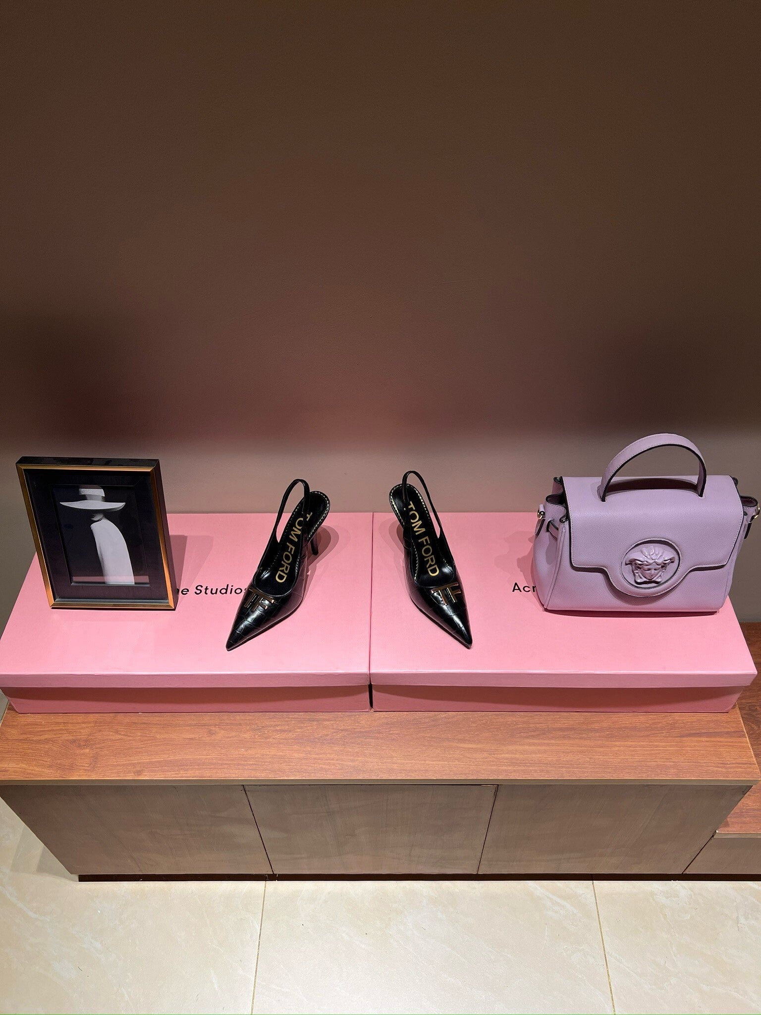 TF pointed fashion show high heels