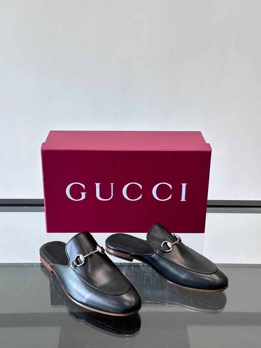 Gucci mens mule with horsebit