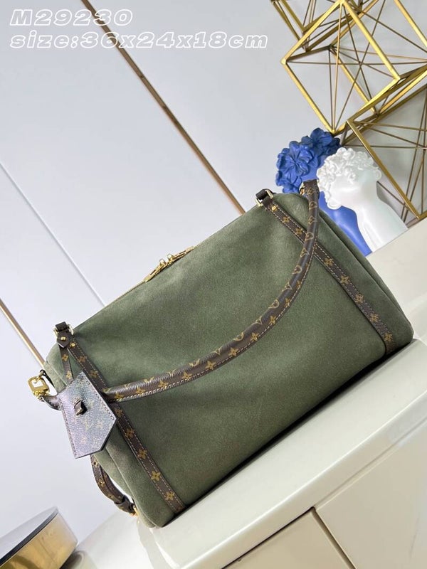 Flight Mode Series Express Medium Handbag