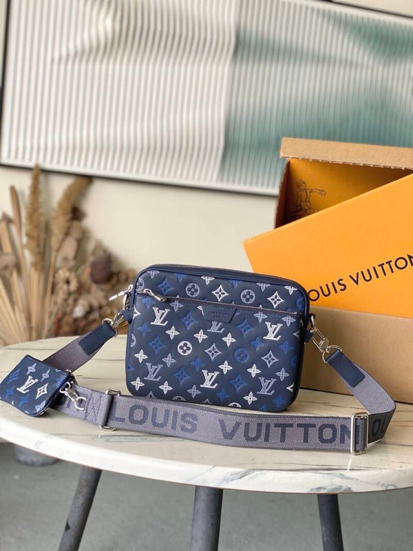 M28618 Trio Messenger Bag
