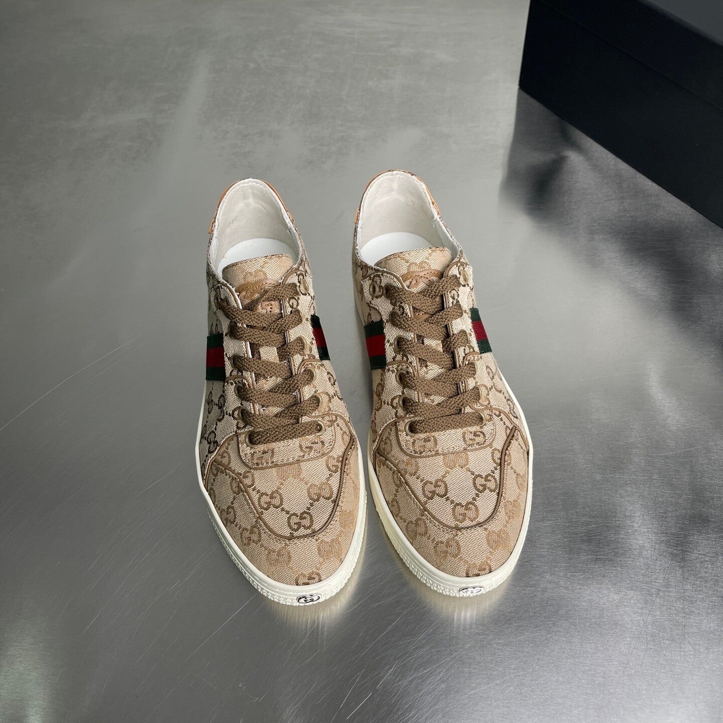 Gucci Stretch Sneaker for Men & Women